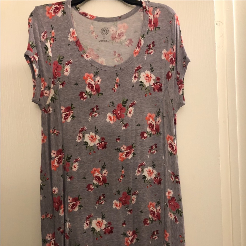 SO gray floral T-shirt dress comfy midi dress